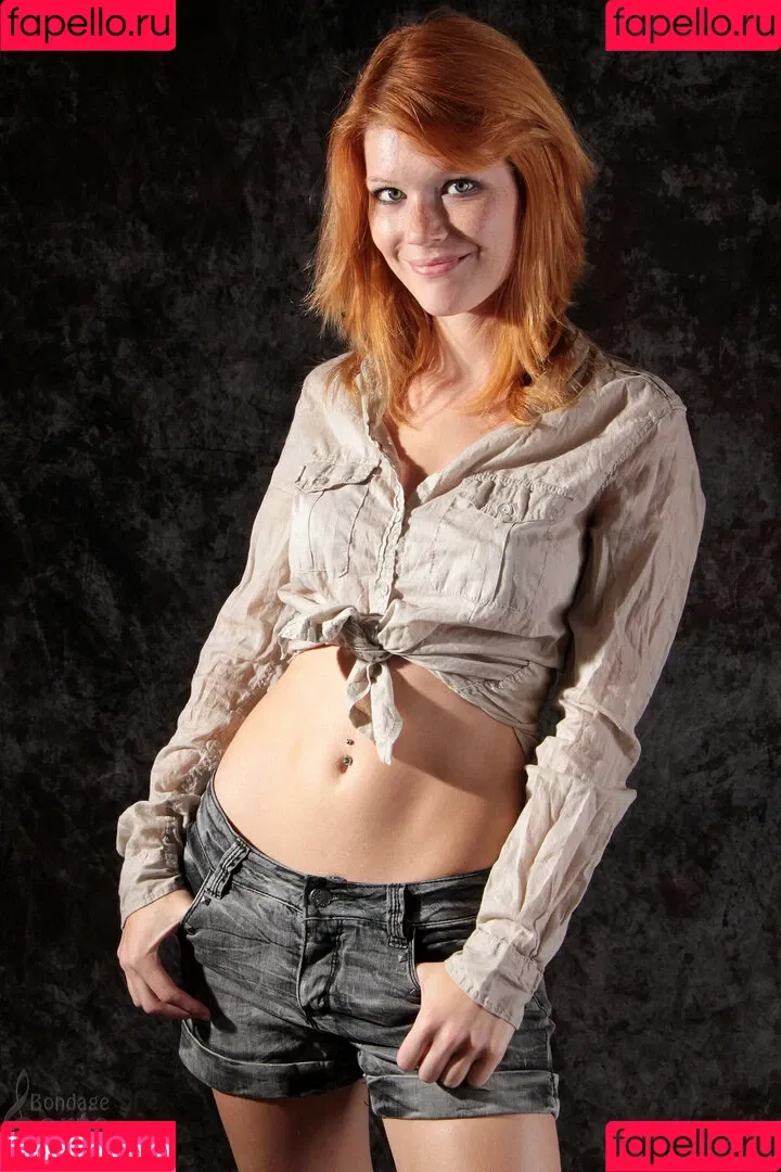 Mia Sollis / miastune Onlyfans Photo Gallery 