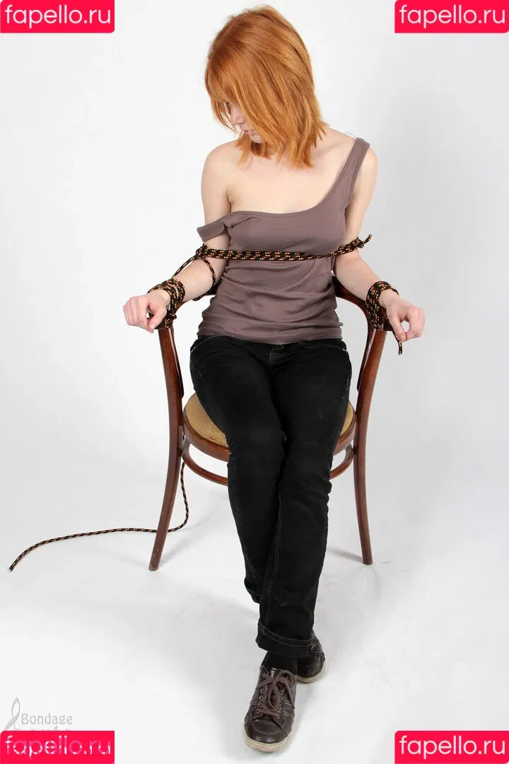 Mia Sollis / miastune Onlyfans Photo Gallery 