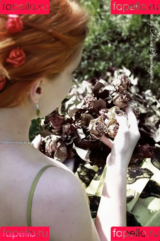 Mia Sollis / miastune Onlyfans Photo Gallery 