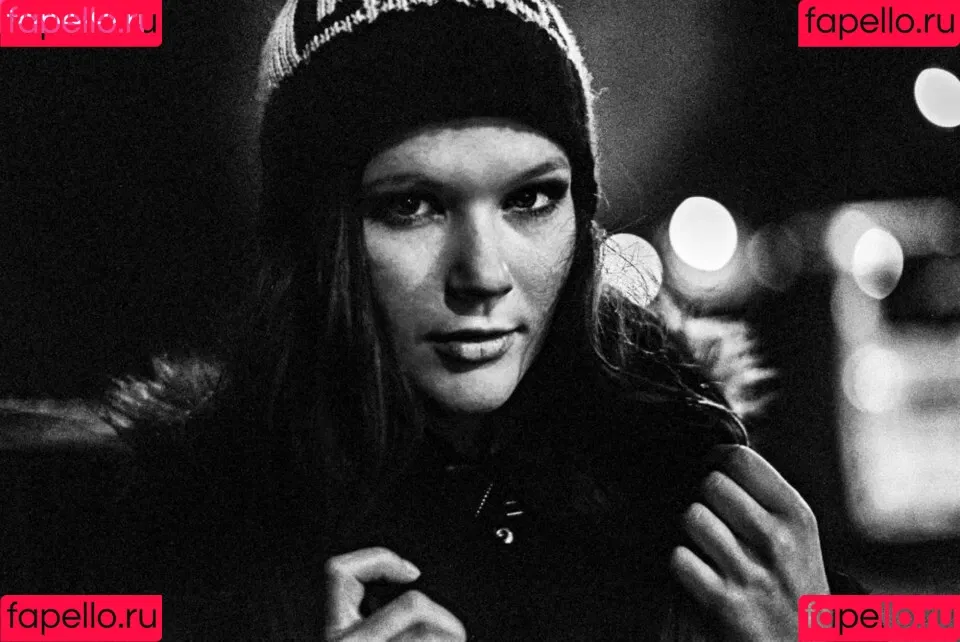 Mia Sollis / miastune Onlyfans Photo Gallery 