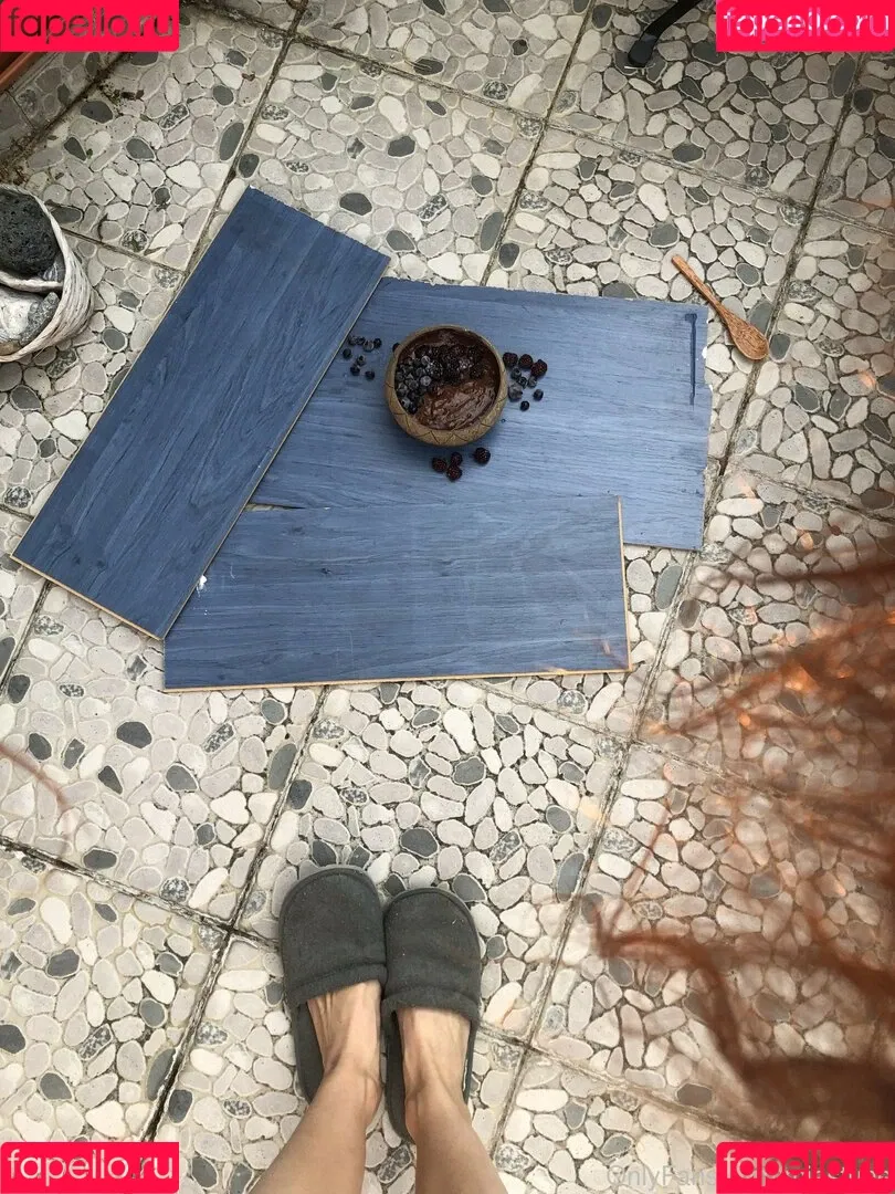 Mia Sollis / miastune Onlyfans Photo Gallery 