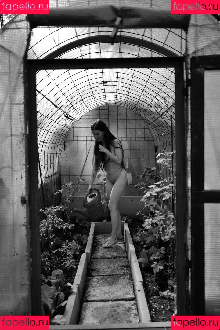 Mia Sollis / miastune Onlyfans Photo Gallery 