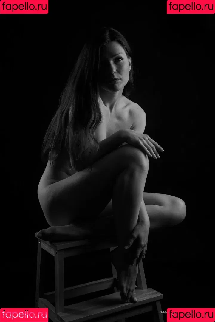 Mia Sollis / miastune Onlyfans Photo Gallery 