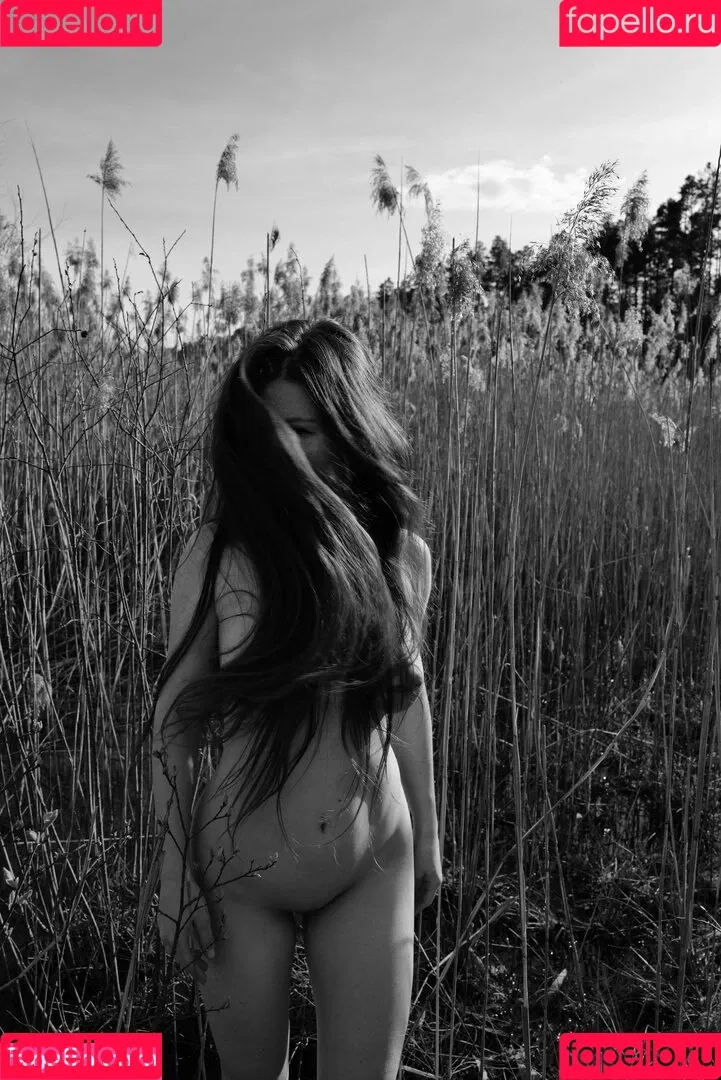 Mia Sollis / miastune Onlyfans Photo Gallery 