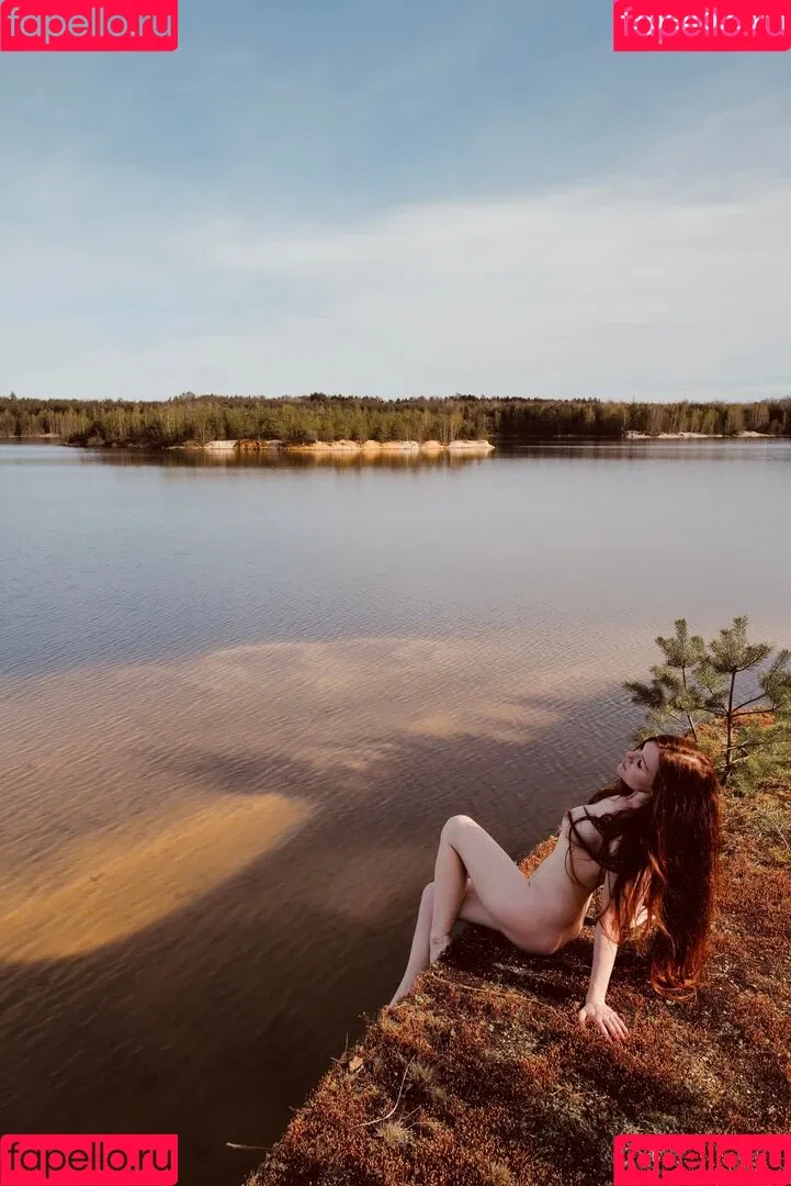 Mia Sollis / miastune Onlyfans Photo Gallery 