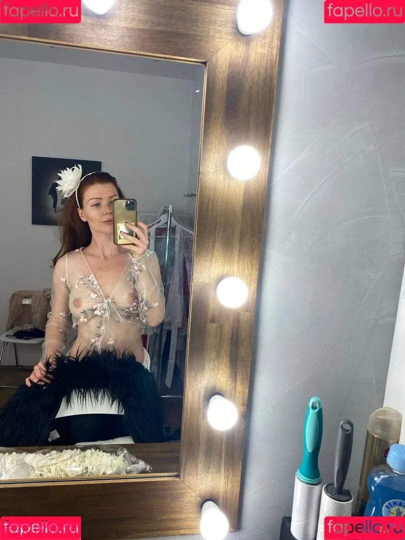 Mia Sollis / miastune Onlyfans Photo Gallery 