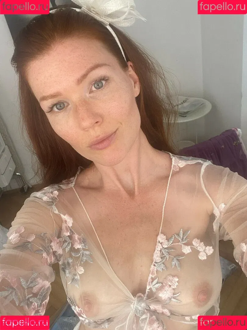 Mia Sollis / miastune Onlyfans Photo Gallery 