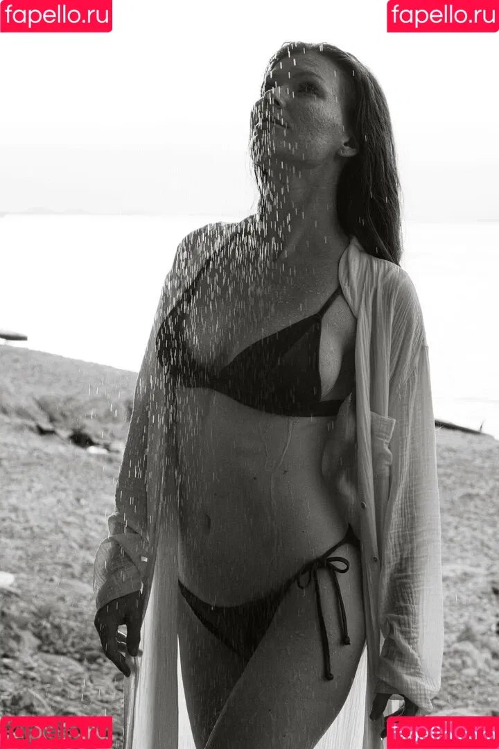 Mia Sollis / miastune Onlyfans Photo Gallery 