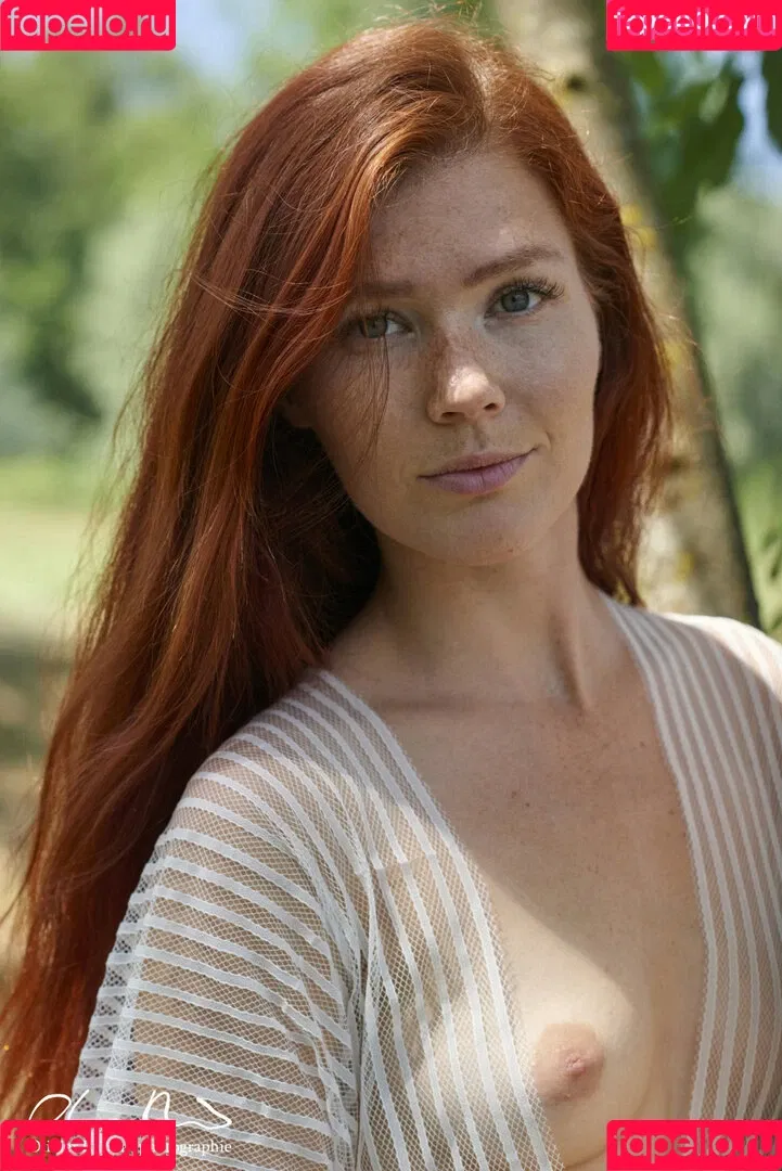 Mia Sollis / miastune Onlyfans Photo Gallery 