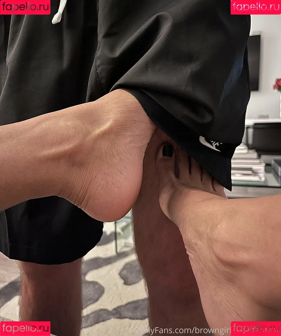 browngirl.foot.fantasy / thekiickback Onlyfans Photo Gallery 
