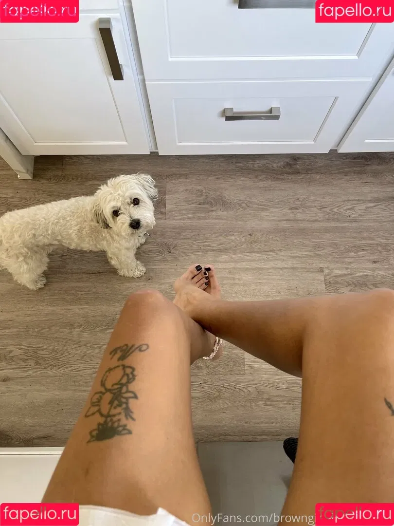 browngirl.foot.fantasy / thekiickback Onlyfans Photo Gallery 