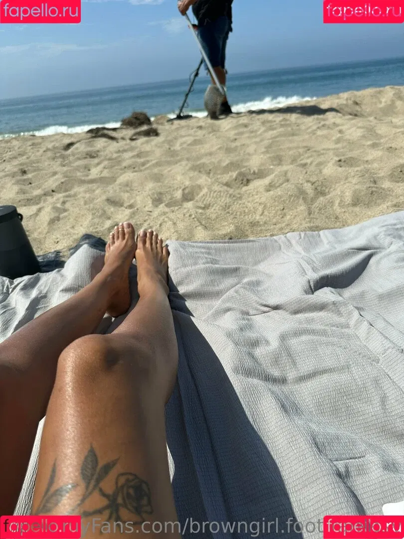 browngirl.foot.fantasy / thekiickback Onlyfans Photo Gallery 