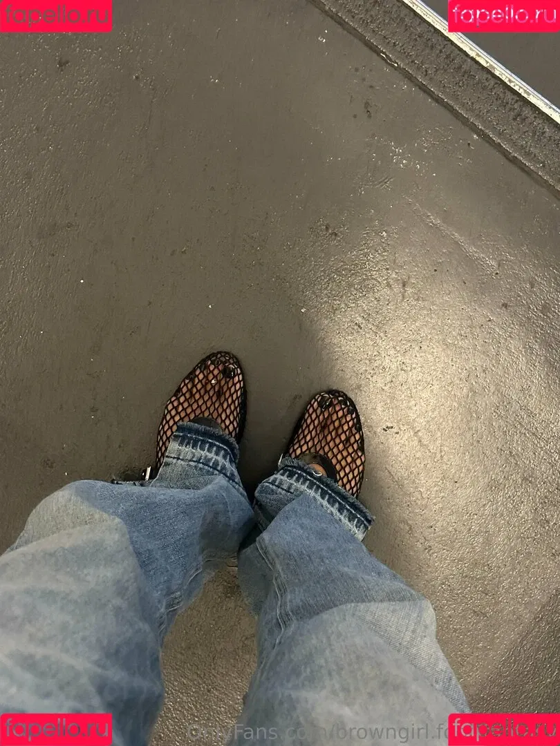 browngirl.foot.fantasy / thekiickback Onlyfans Photo Gallery 
