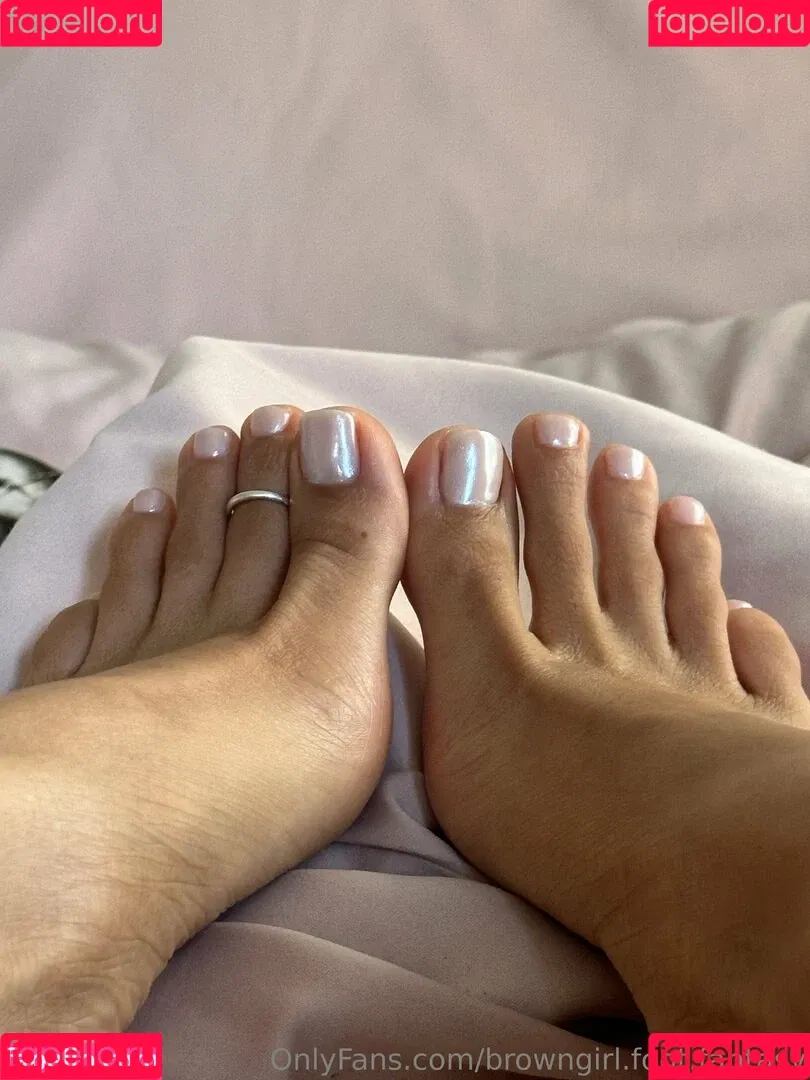 browngirl.foot.fantasy / thekiickback Onlyfans Photo Gallery 