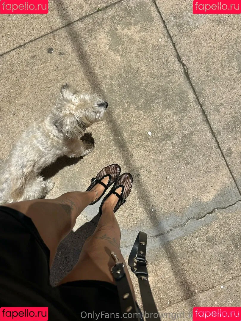 browngirl.foot.fantasy / thekiickback Onlyfans Photo Gallery 