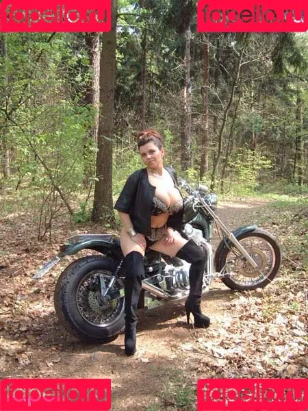 Milena Velba / milena_offical / ms.milenavelba / velbamilenaveronikalz Onlyfans Photo Gallery 