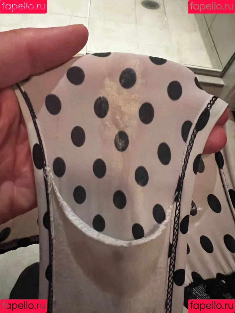 Adrena Sapphire / adrena_sapphire / adrenasapphire Onlyfans Photo Gallery 