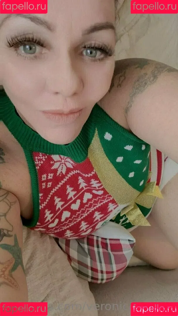 moossion / veronicahardinn Onlyfans Photo Gallery 