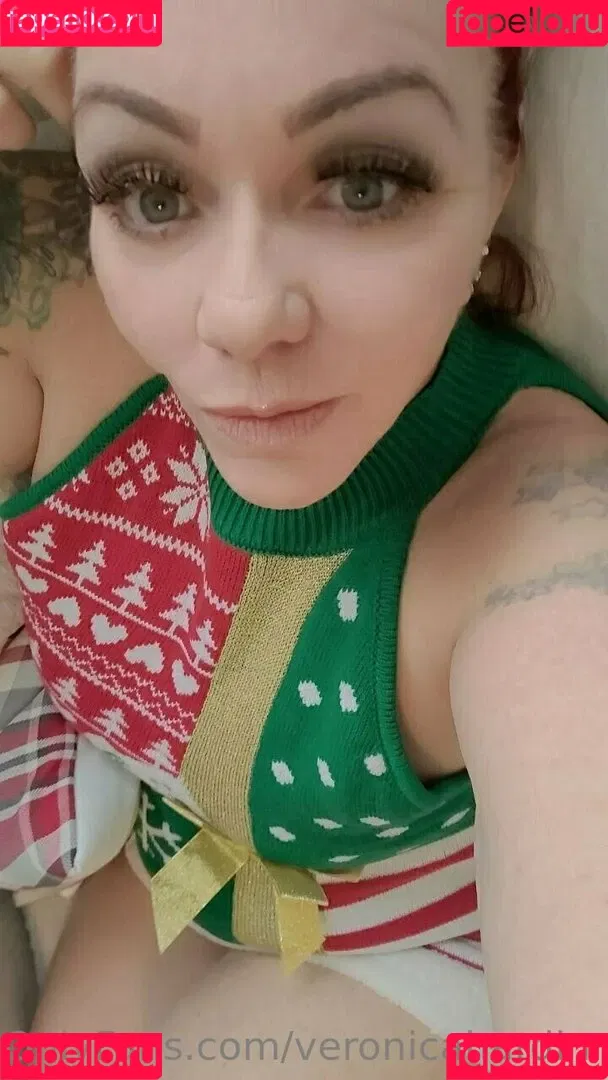 moossion / veronicahardinn Onlyfans Photo Gallery 