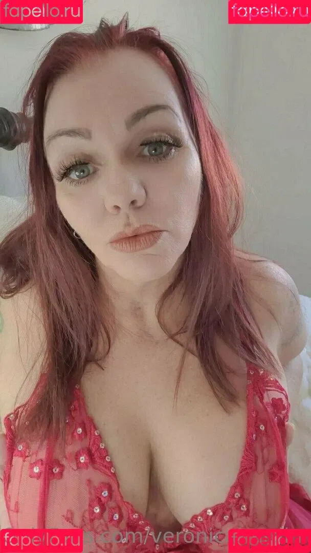 moossion / veronicahardinn Onlyfans Photo Gallery 