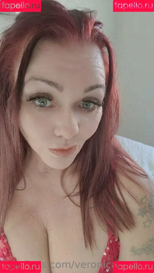 moossion / veronicahardinn Onlyfans Photo Gallery 