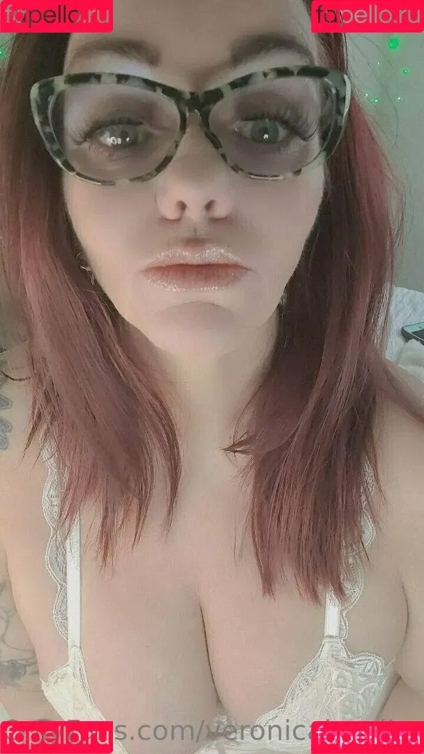 moossion / veronicahardinn Onlyfans Photo Gallery 