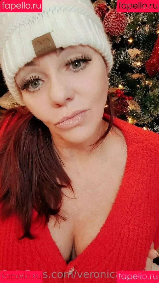 moossion / veronicahardinn Onlyfans Photo Gallery 