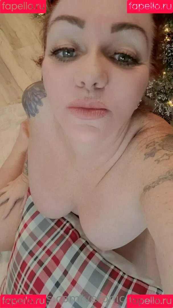 moossion / veronicahardinn Onlyfans Photo Gallery 