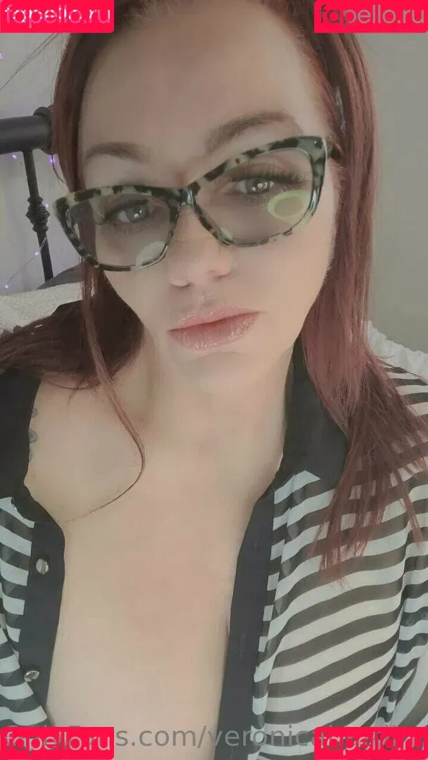 moossion / veronicahardinn Onlyfans Photo Gallery 