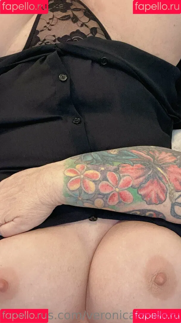 moossion / veronicahardinn Onlyfans Photo Gallery 