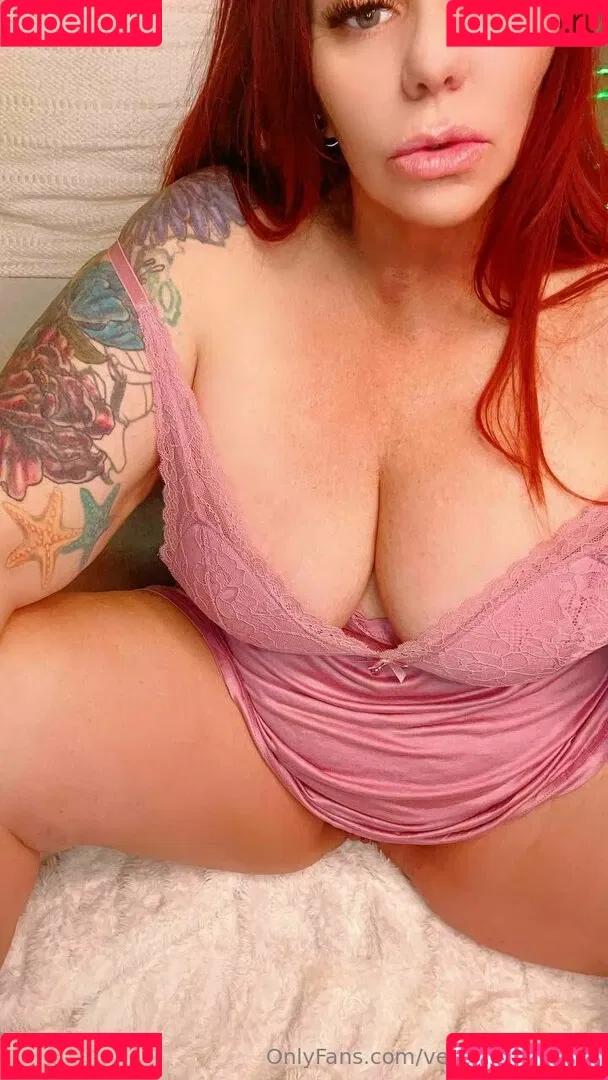 moossion / veronicahardinn Onlyfans Photo Gallery 