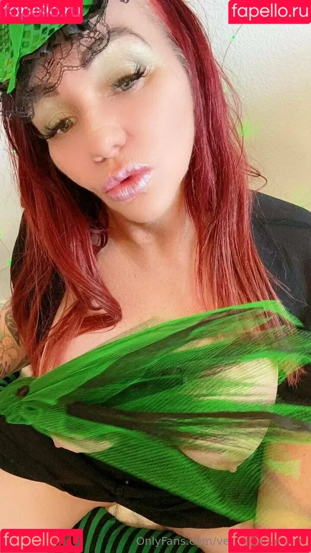 moossion / veronicahardinn Onlyfans Photo Gallery 