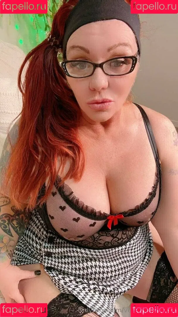 moossion / veronicahardinn Onlyfans Photo Gallery 