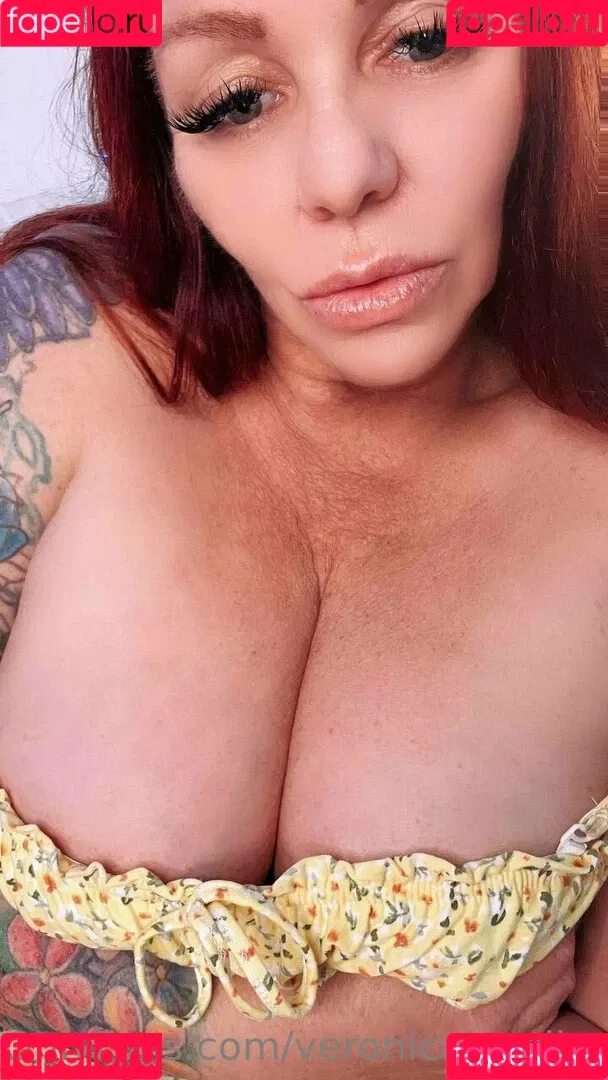 moossion / veronicahardinn Onlyfans Photo Gallery 