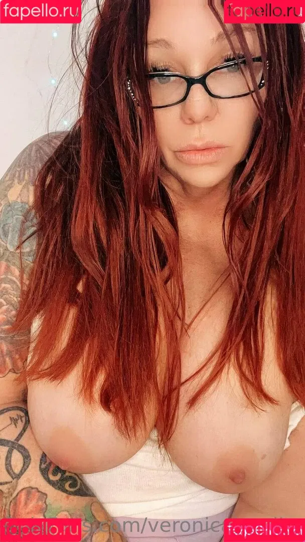 moossion / veronicahardinn Onlyfans Photo Gallery 