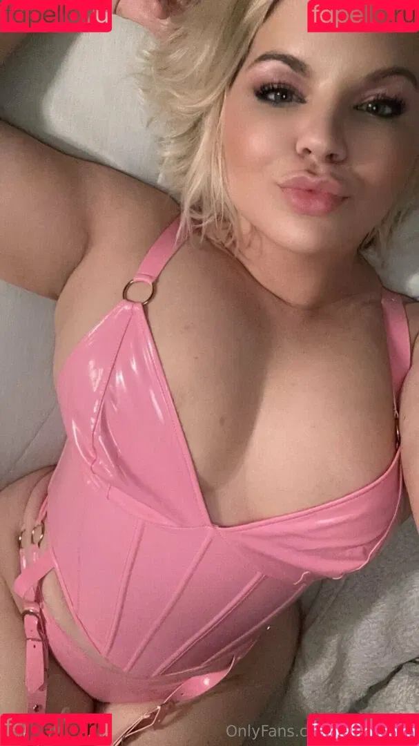 Chivelicious / martyloveswine Onlyfans Photo Gallery 