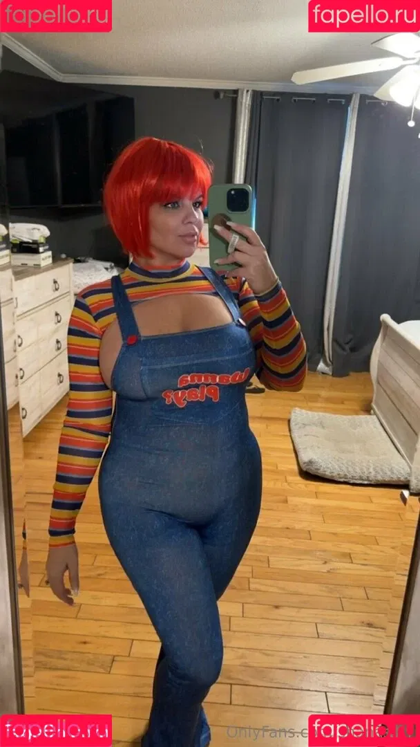 Chivelicious / martyloveswine Onlyfans Photo Gallery 