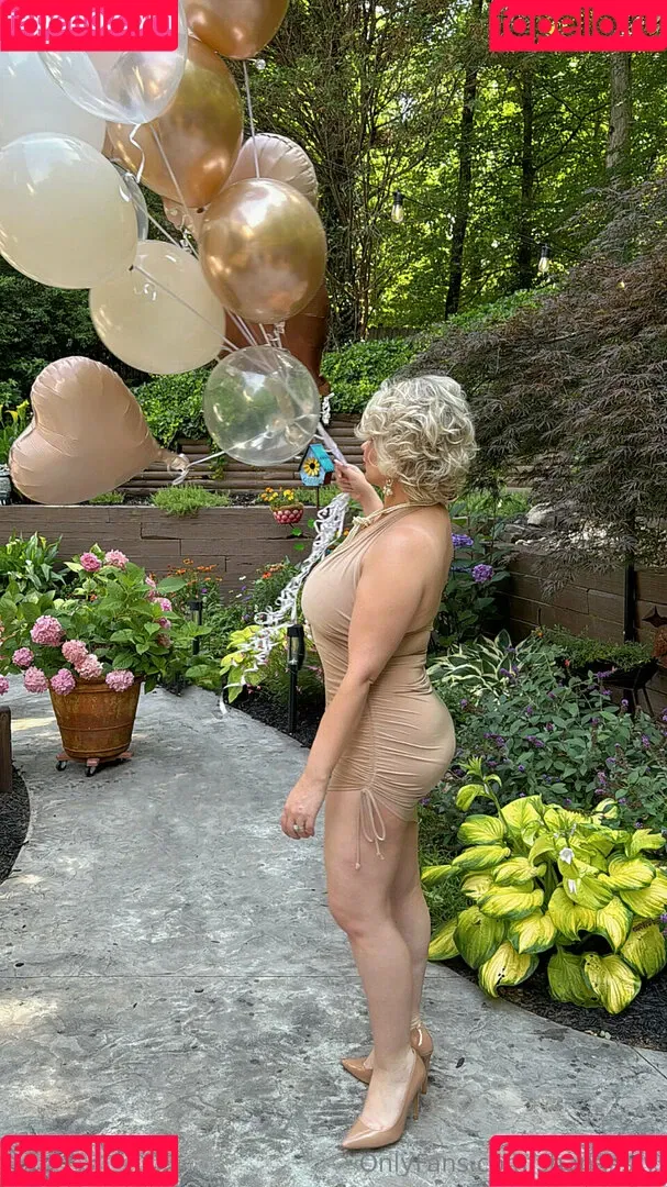 Chivelicious / martyloveswine Onlyfans Photo Gallery 