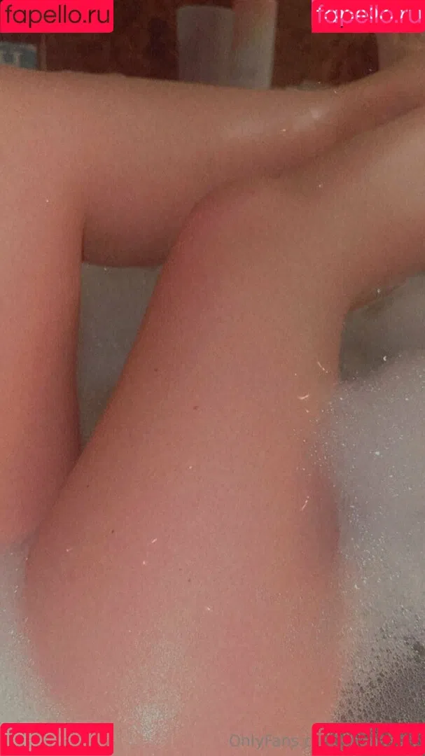 Chivelicious / martyloveswine Onlyfans Photo Gallery 