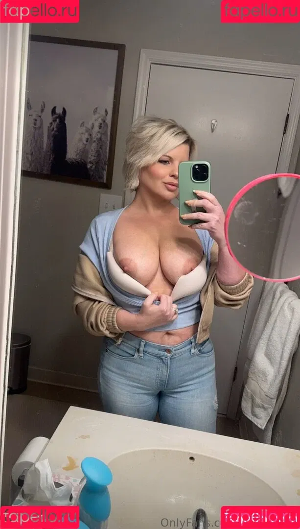 Chivelicious / martyloveswine Onlyfans Photo Gallery 