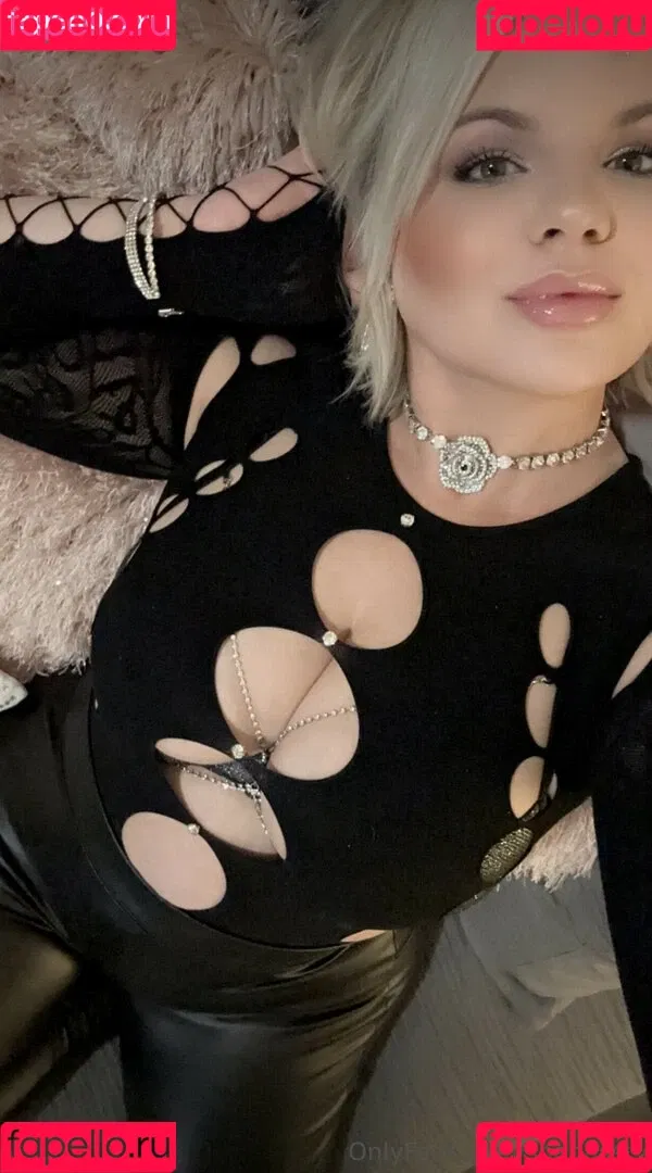 Chivelicious / martyloveswine Onlyfans Photo Gallery 