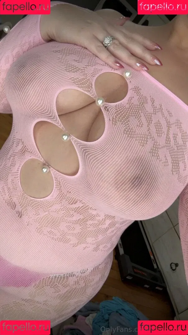 Chivelicious / martyloveswine Onlyfans Photo Gallery 