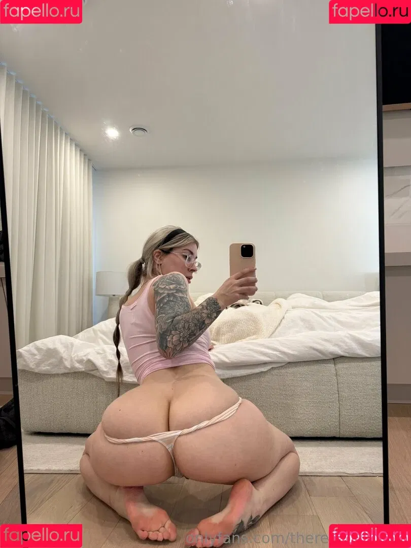 therealjenbretty Onlyfans Photo Gallery 