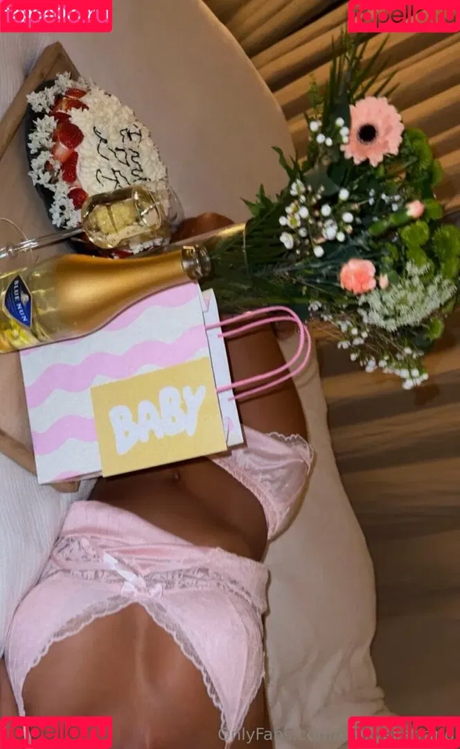 emilyekstrand Onlyfans Photo Gallery 