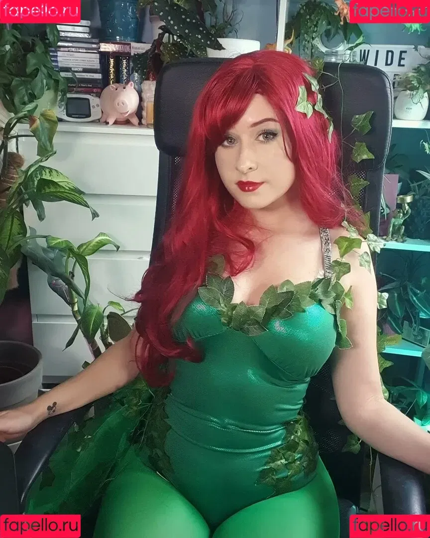 elina / yaboielina Onlyfans Photo Gallery 