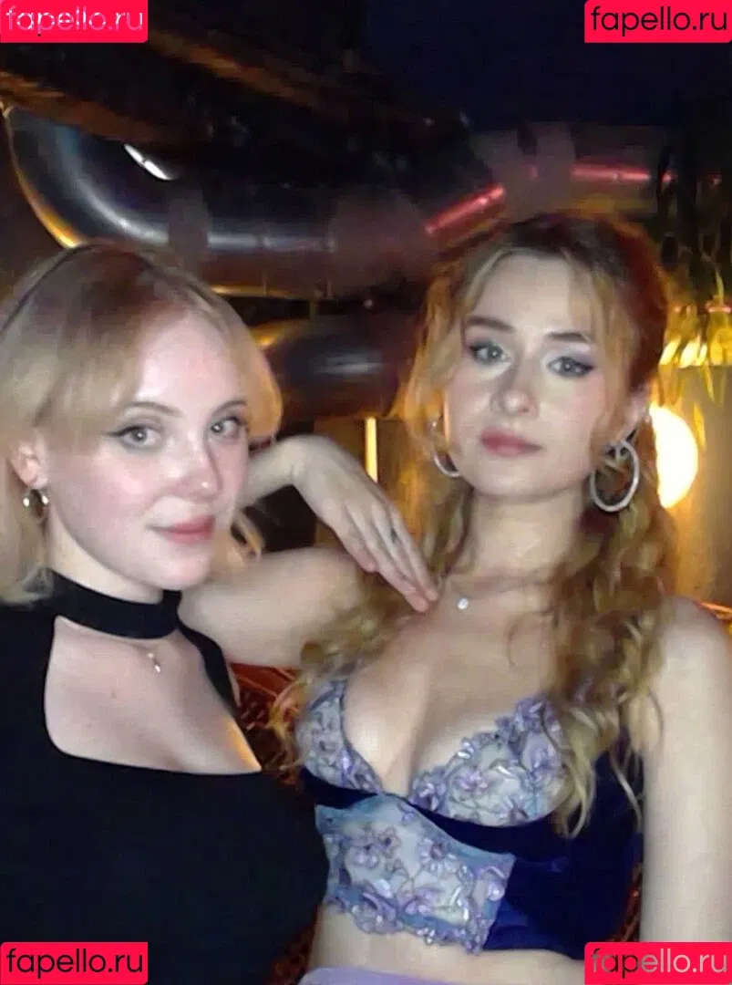 elina / yaboielina Onlyfans Photo Gallery 