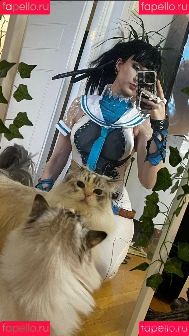 elina / yaboielina Onlyfans Photo Gallery 