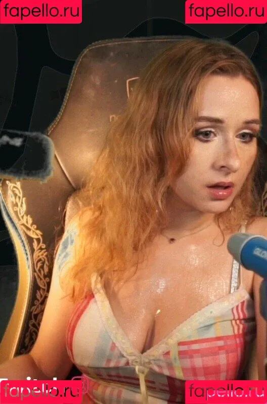 elina / yaboielina Onlyfans Photo Gallery 