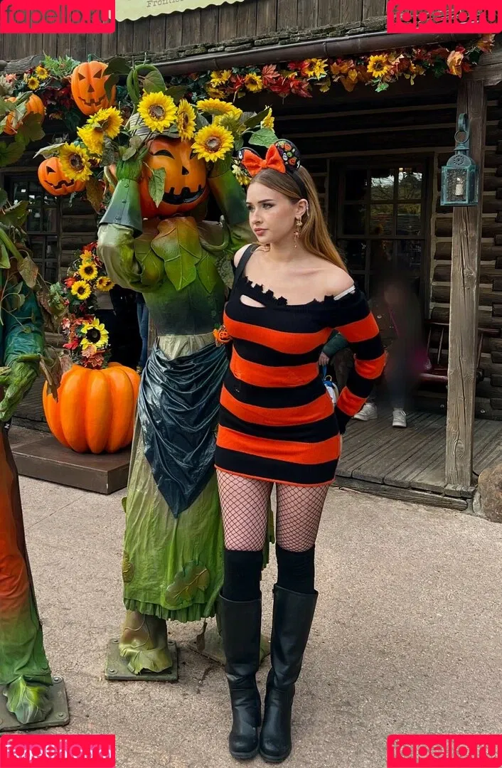 elina / yaboielina Onlyfans Photo Gallery 