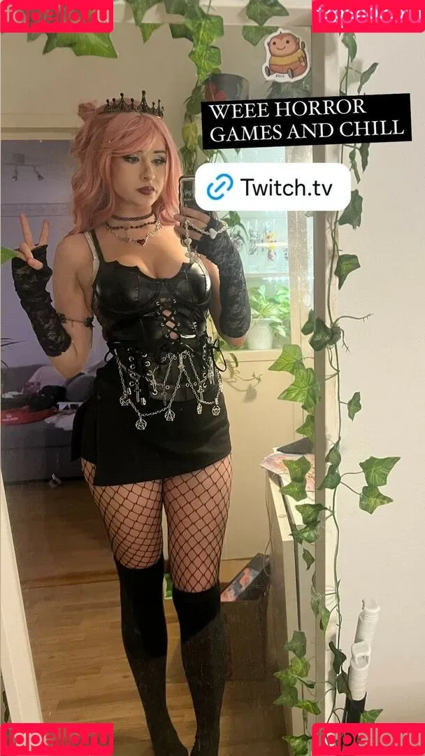 elina / yaboielina Onlyfans Photo Gallery 